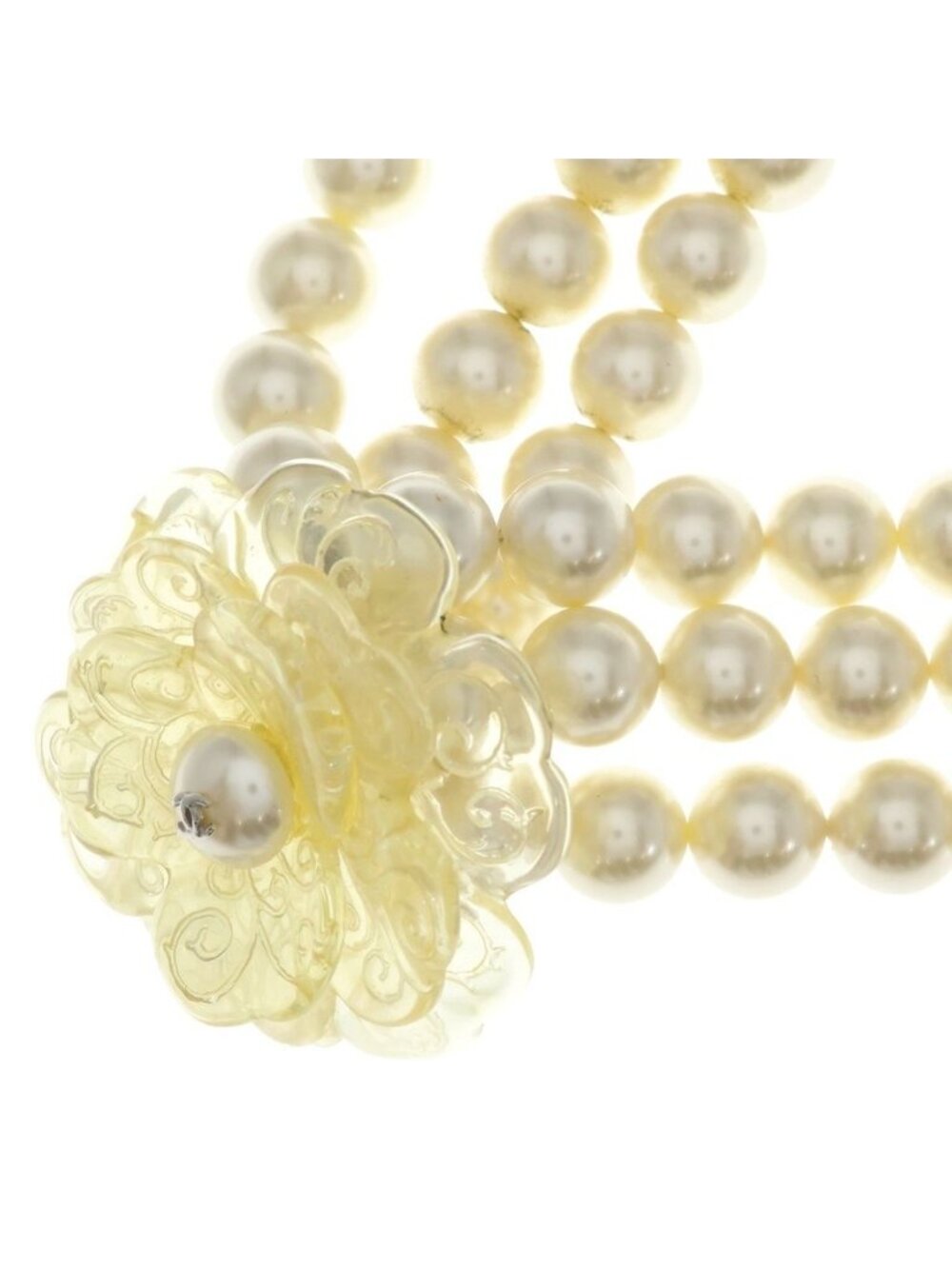 Chanel Camellia Pearl Choker Necklace Ivory